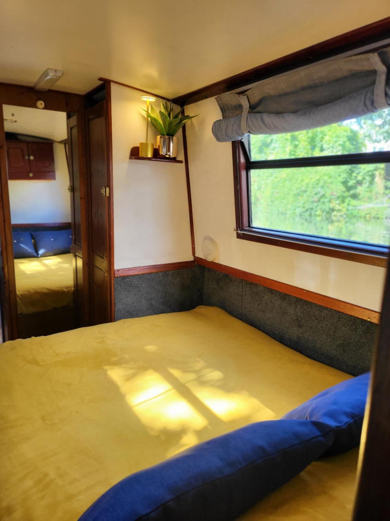 Hotel Comfy Canal Boat In Little Venice For Family & Friends Londres Exterior foto